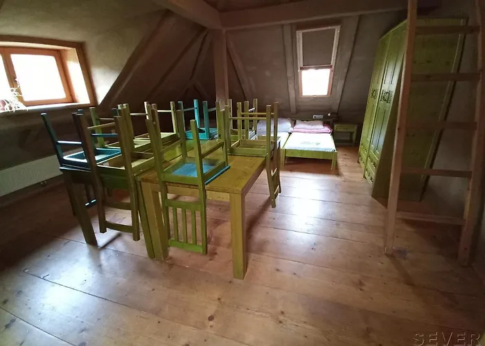 Ekocentrum Dotek 公寓 *